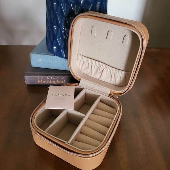 >2 for 1<  Samara Jew Box & Glass Ladder Tech org. NWOT - Picture 2 of 8